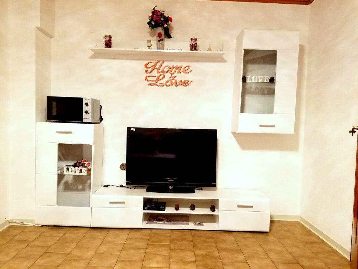 Ferienwohnung In Friedberg Friedberg  Exteriör bild